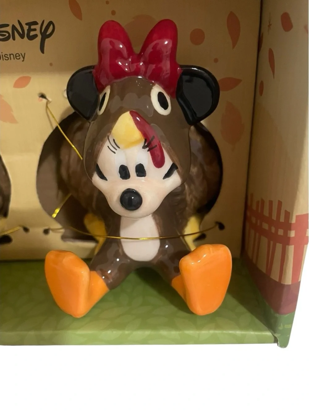 Disney Mickey & Minnie Thanksgiving Turkey Ceramic Salt & Pepper Shakers NIB